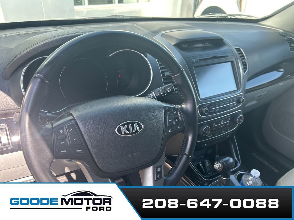 Used 2015 Kia Sorento SX image 6