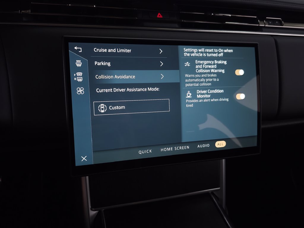 Certified 2026 Land Rover Range Rover SE AWD/4WD image 29