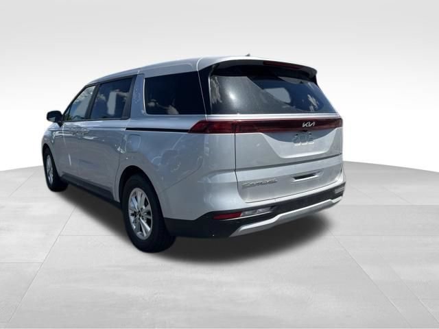 Certified 2022 Kia Carnival LX FWD image 6