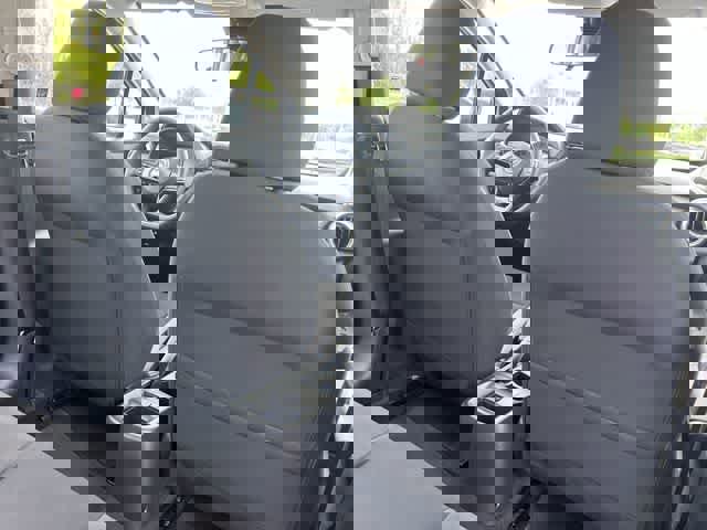 Used 2025 Nissan Versa S w/ Trunk Package image 13