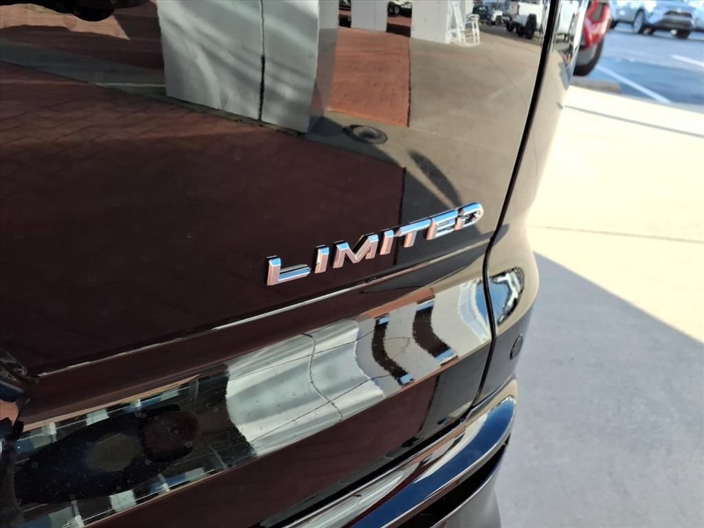 New 2026 Toyota Crown Signia image 8