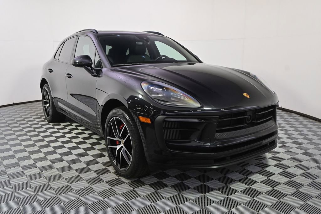 Used 2023 Porsche Macan S image 9