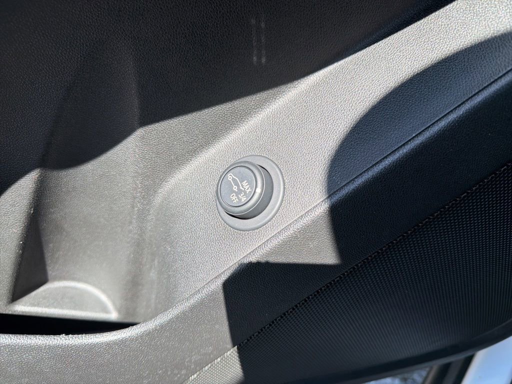 Certified 2022 Chevrolet Equinox LT image 35