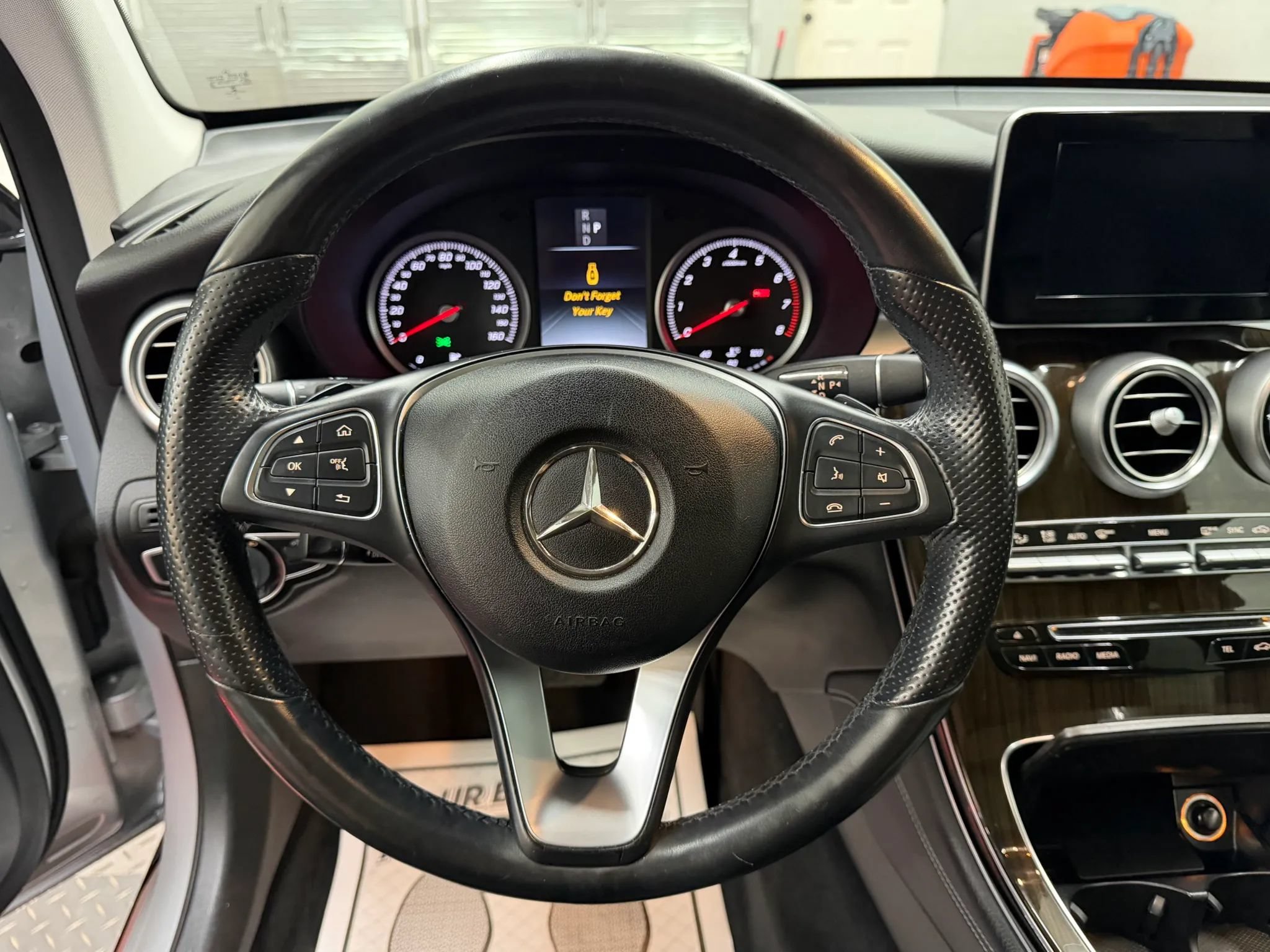 Used 2016 Mercedes-Benz GLC 300 4MATIC image 19