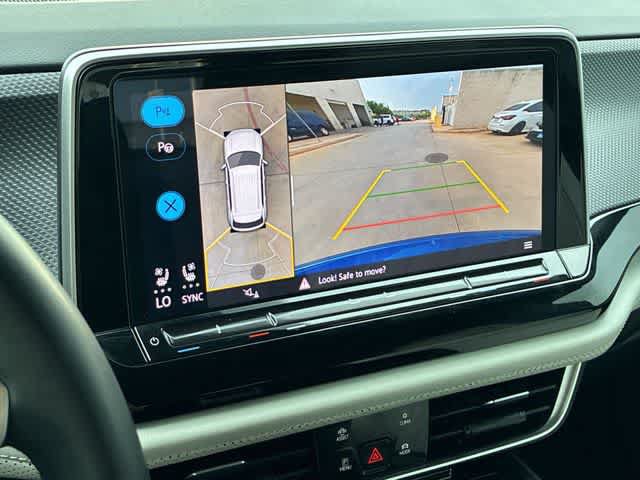 Used 2024 Volkswagen Atlas Cross Sport SEL Premium R-Line AWD/4WD image 32