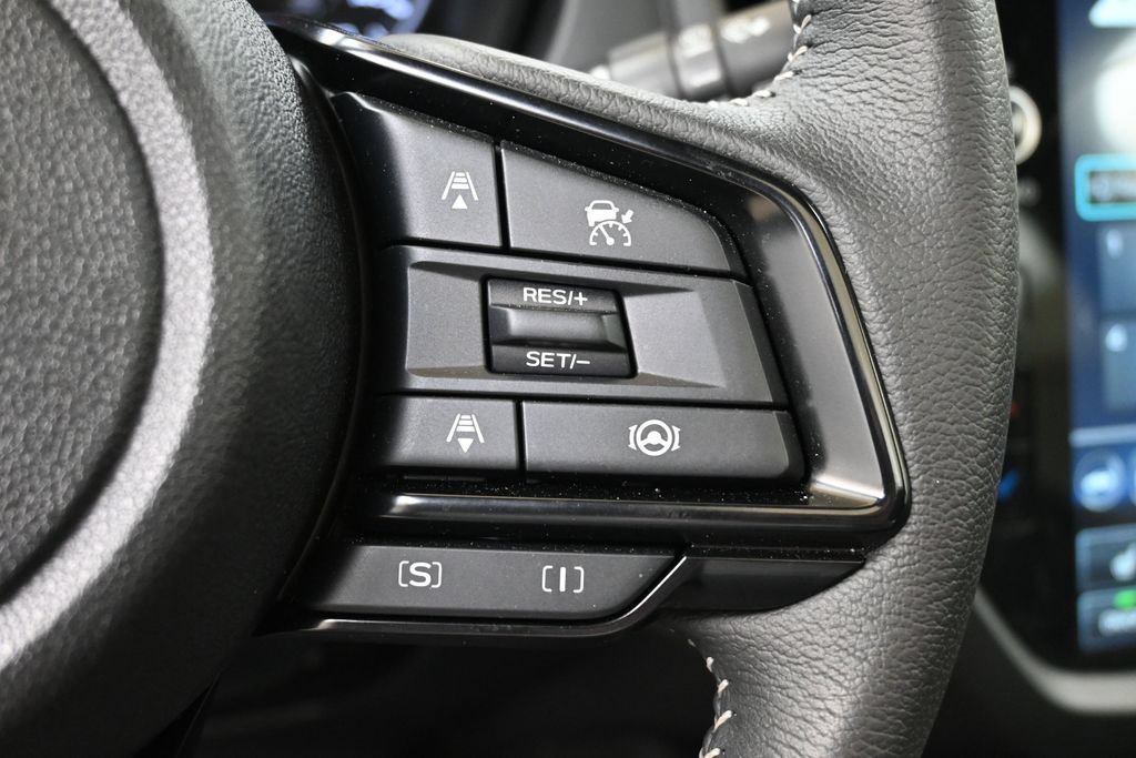 Certified 2025 Subaru Forester Premium AWD/4WD image 26