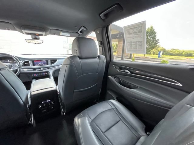 Used 2022 Buick Enclave Premium AWD/4WD image 51
