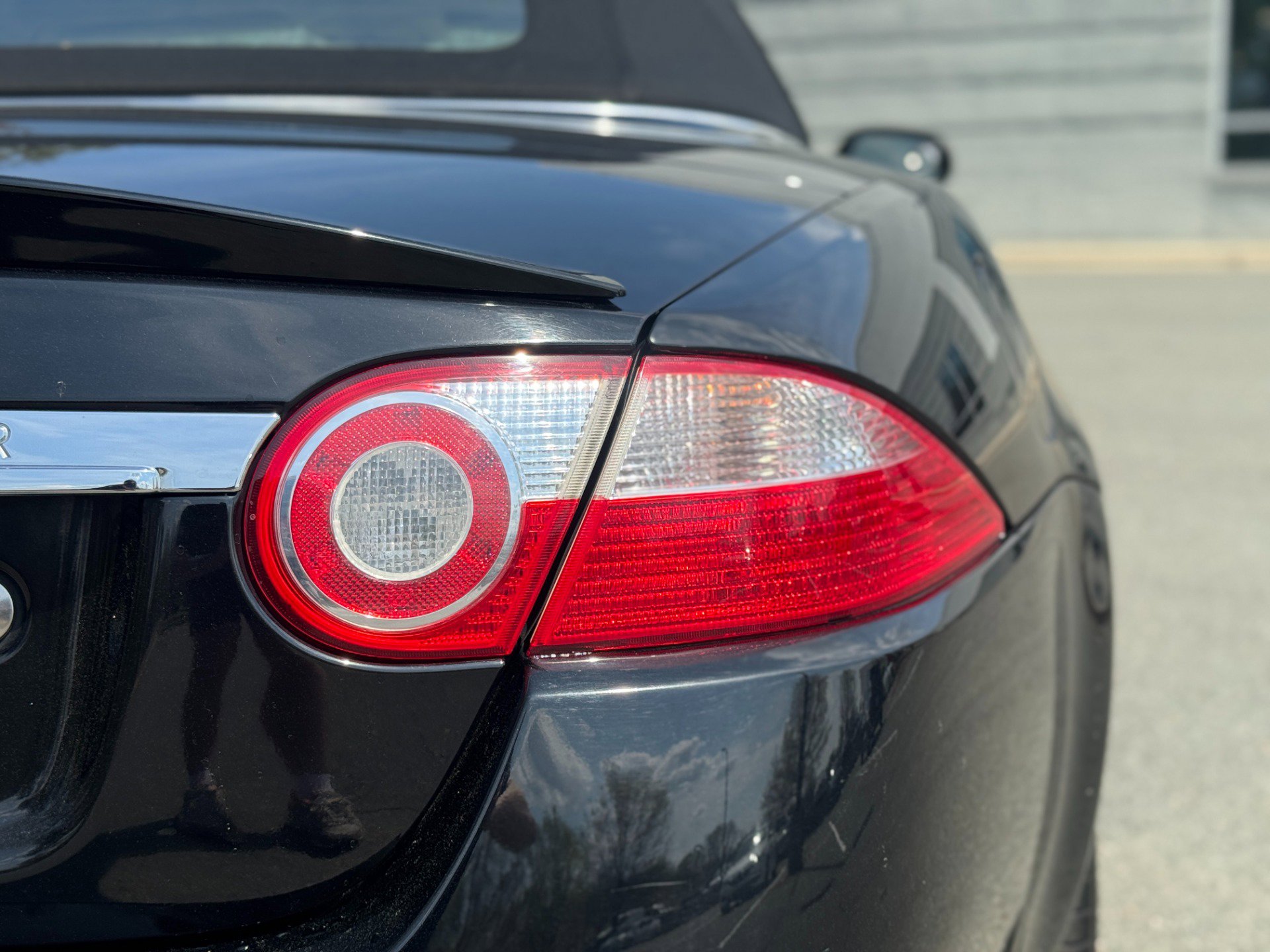 Used 2008 Jaguar XK Convertible image 24