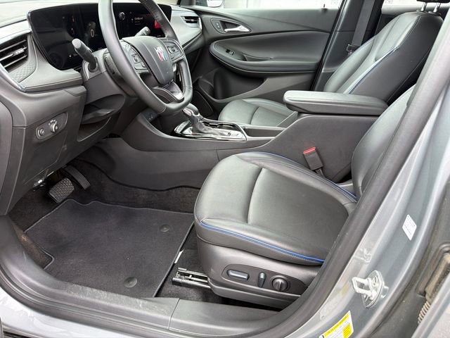 Used 2025 Buick Encore GX Sport Touring w/ Comfort Package FWD image 9