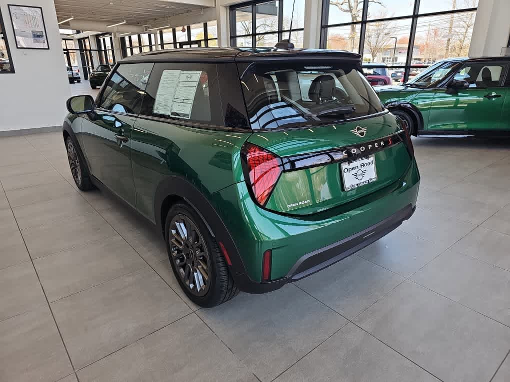 Certified 2025 MINI Cooper S image 7