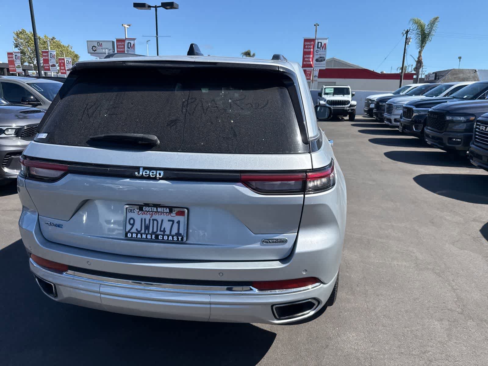 Used 2023 Jeep Grand Cherokee Overland w/ Advanced Protech Group III AWD/4WD image 16