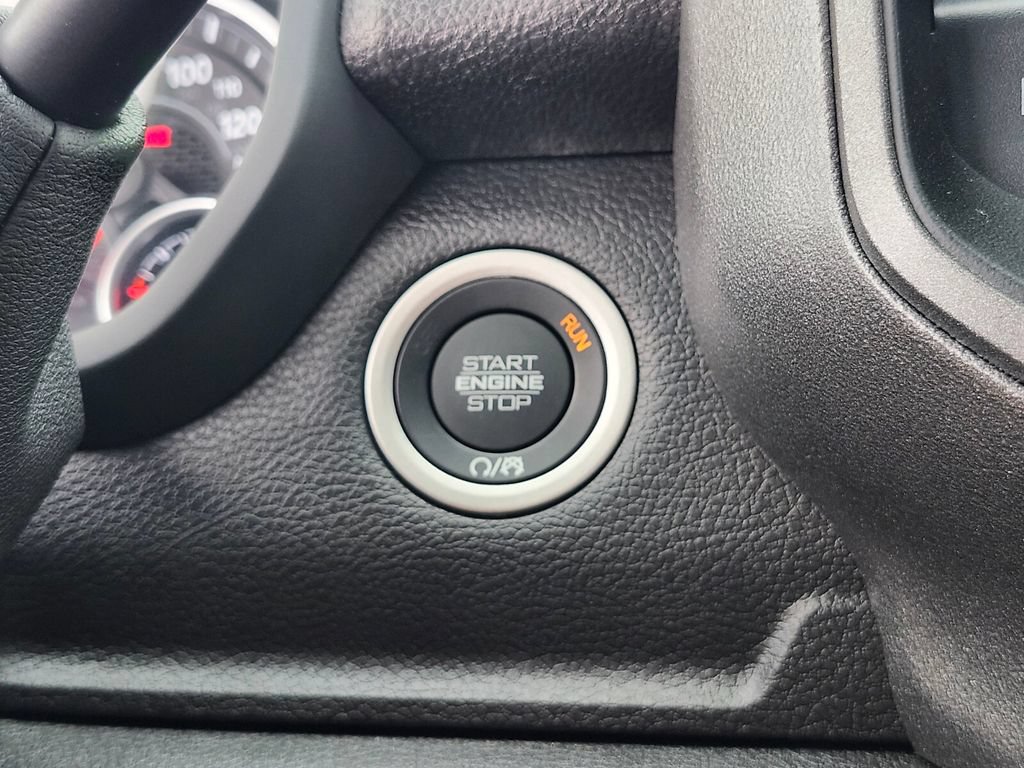 New 2026 RAM 2500 Tradesman AWD/4WD image 24
