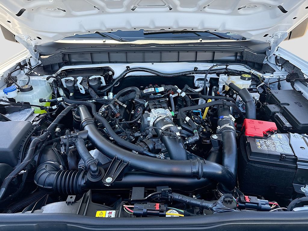 New 2025 Ford Bronco Badlands image 12