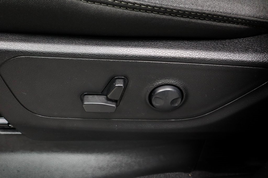 Used 2025 RAM 1500 Big Horn image 24