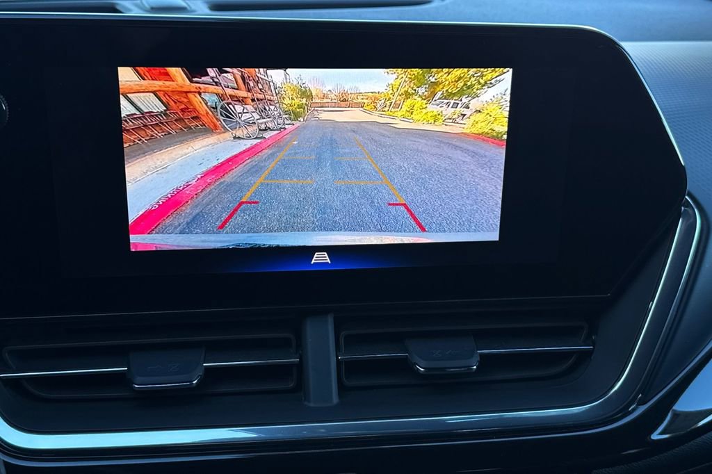 Certified 2024 Chevrolet Trax RS image 22