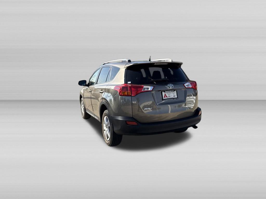 Used 2015 Toyota RAV4 LE FWD image 6