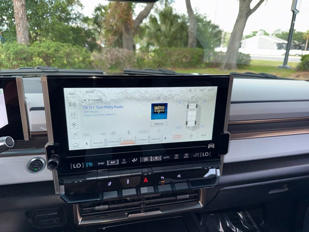 Used 2025 GMC Hummer EV 3X AWD/4WD image 49
