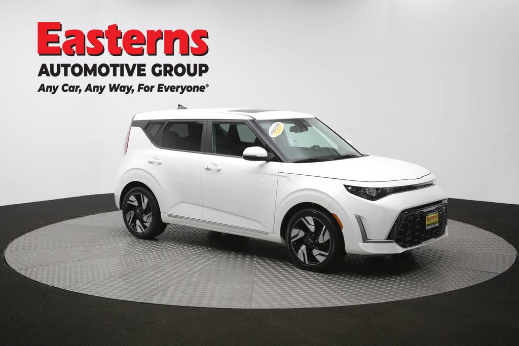 Used 2023 Kia Soul GT-Line FWD image 48