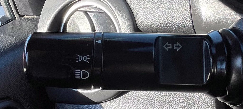 Used 2014 MAZDA MAZDA2 Sport FWD image 19