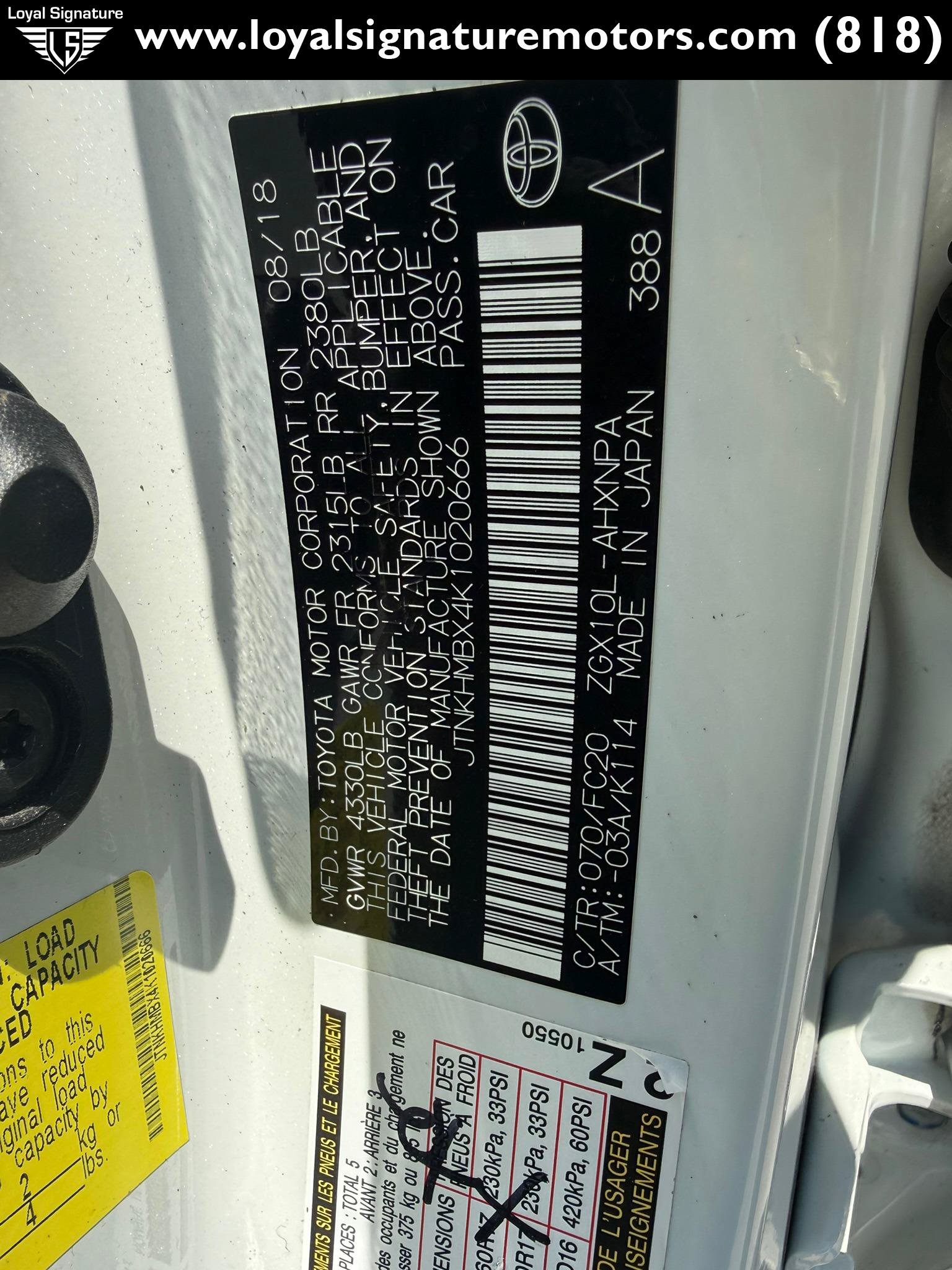 Used 2019 Toyota C-HR LE FWD image 31