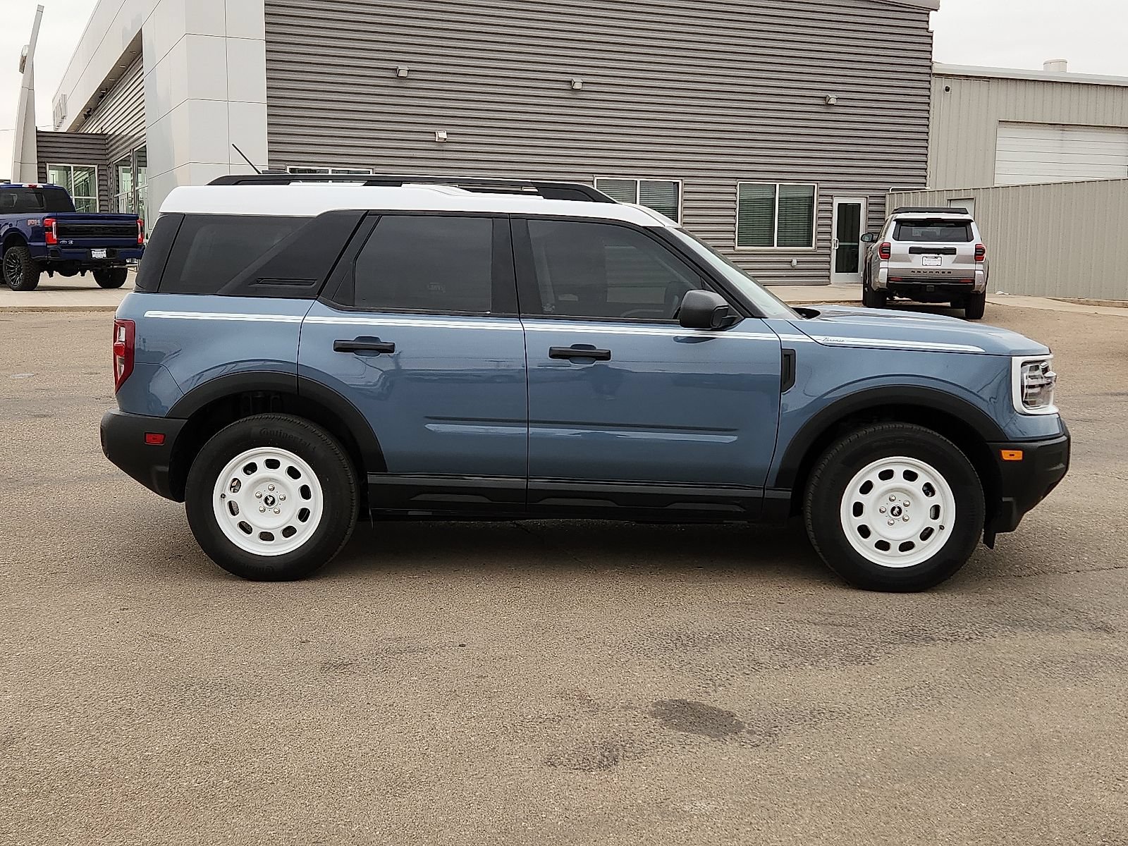 Used 2025 Ford Bronco Sport Heritage w/ Convenience Package AWD/4WD image 5