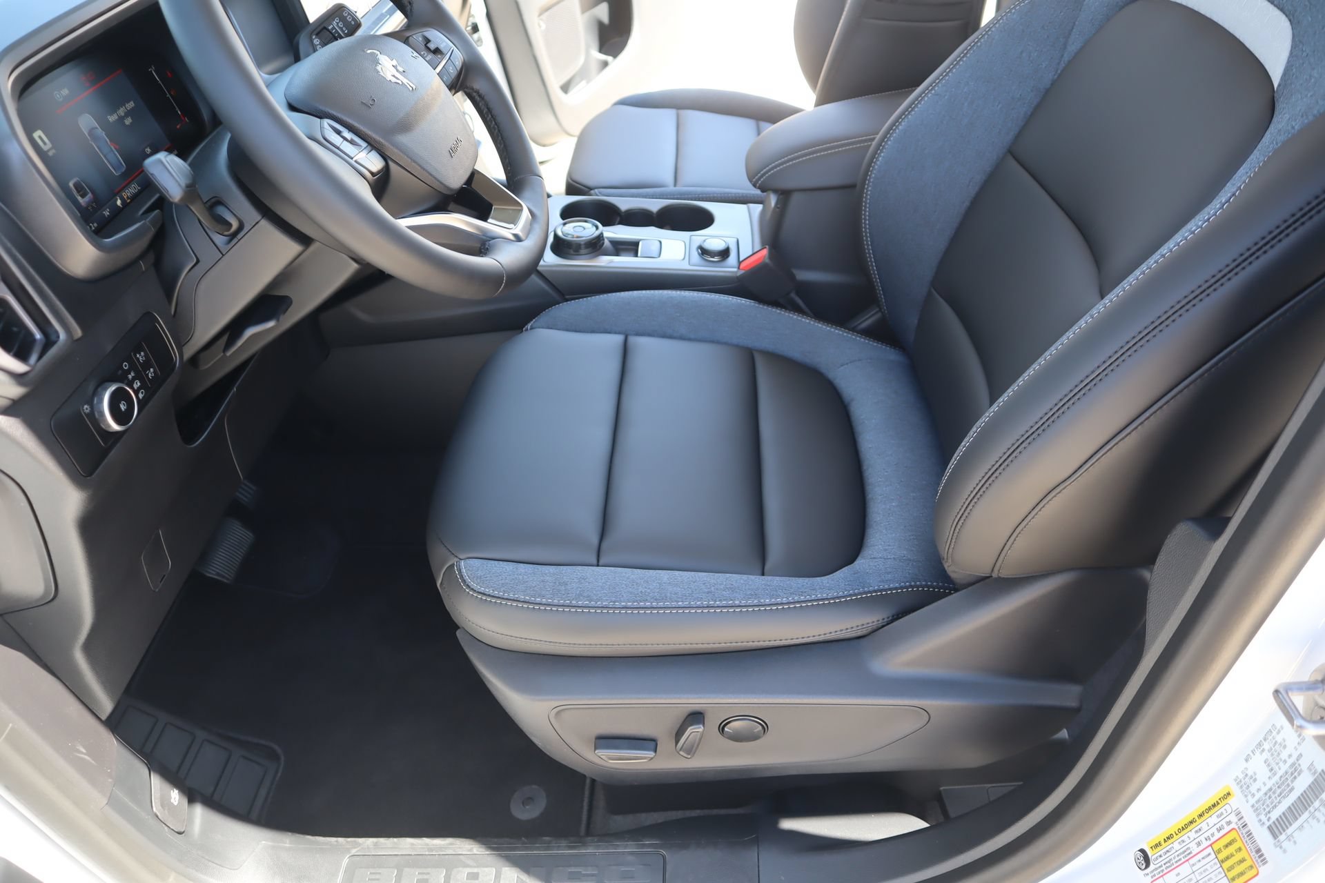 New 2026 Ford Bronco Sport Outer Banks w/ Outer Banks Tech Package+ AWD/4WD image 12