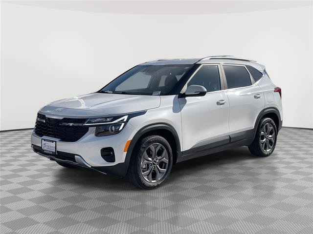 Used 2024 Kia Seltos S AWD/4WD image 1