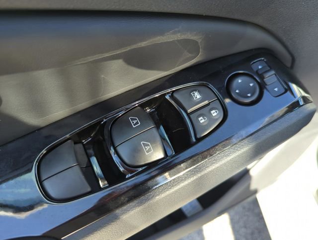 New 2025 Nissan Altima 2.5 SR image 26