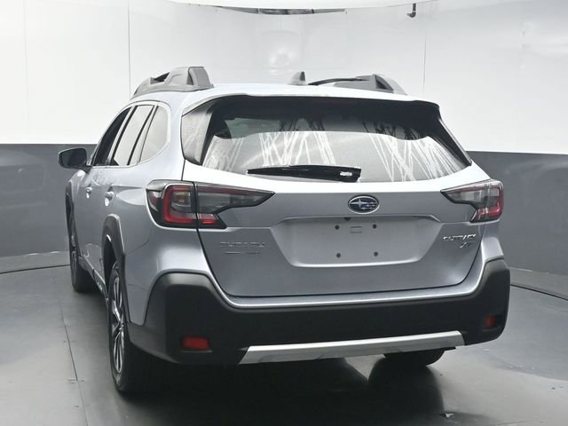 Used 2023 Subaru Outback Limited XT image 6