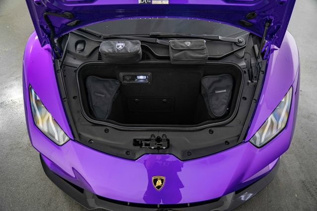 Used 2021 Lamborghini Huracan EVO RWD image 28
