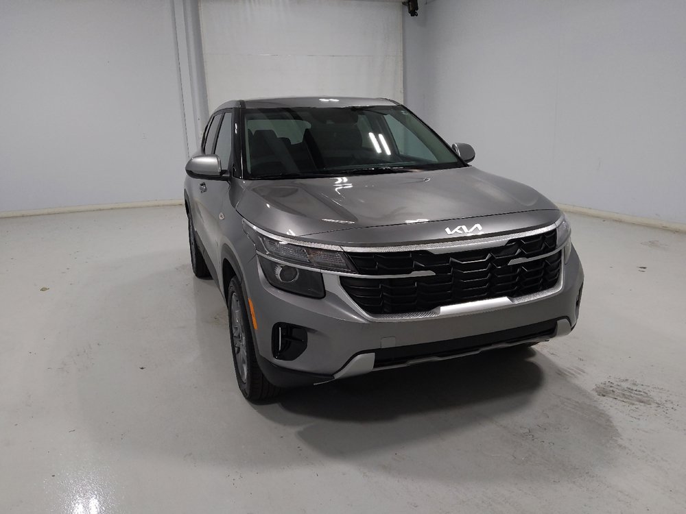 Used 2024 Kia Seltos LX AWD/4WD image 14