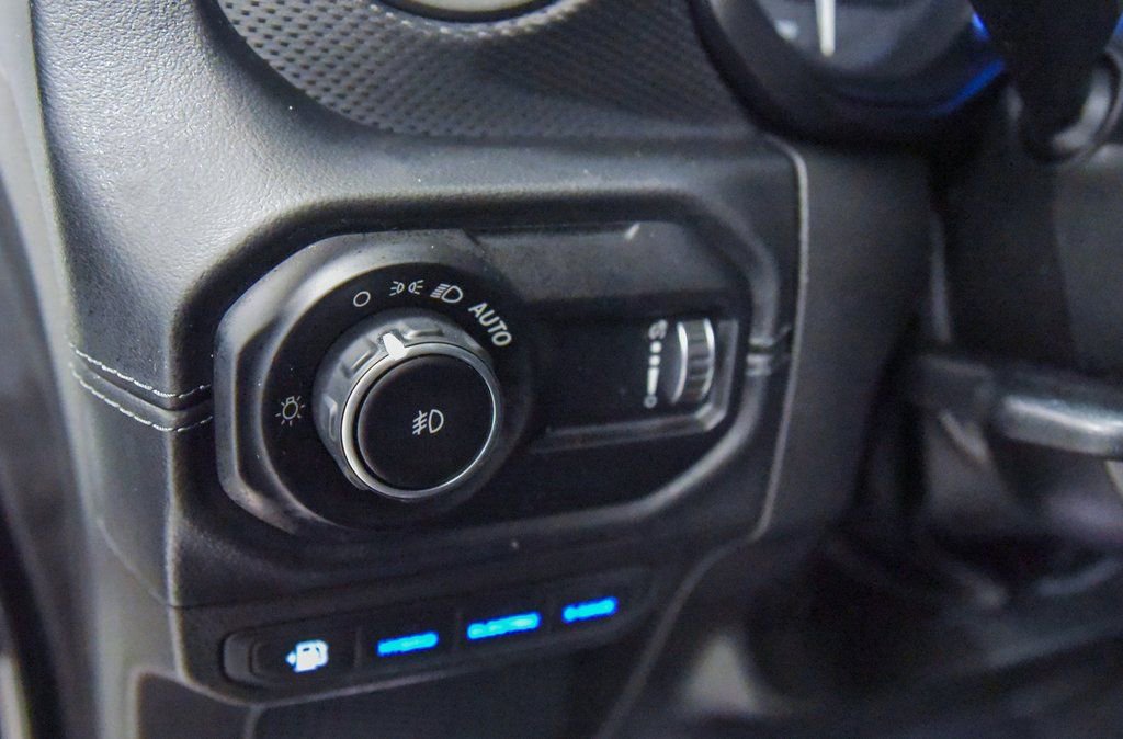 Used 2024 Jeep Wrangler Unlimited Rubicon 4xe image 16