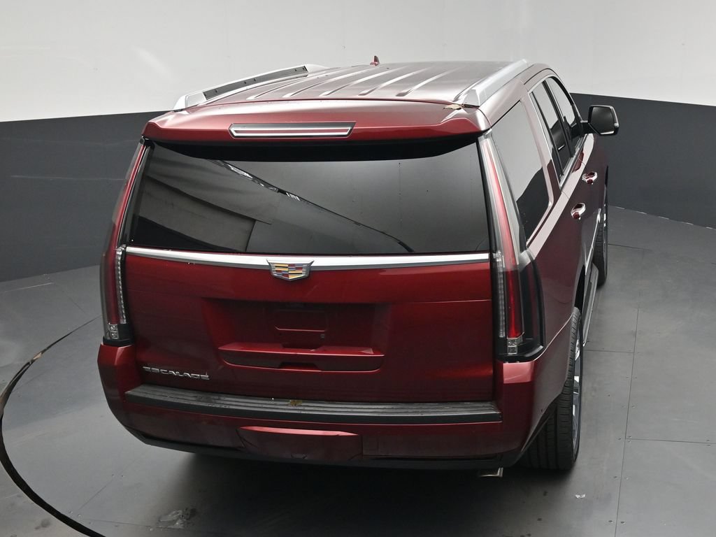 Used 2019 Cadillac Escalade Luxury w/ LPO, Radiant Package AWD/4WD image 25