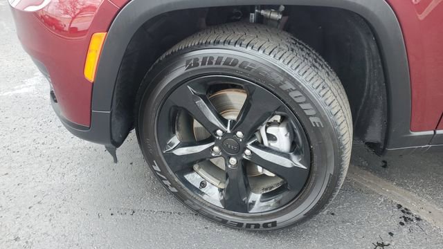 Certified 2024 Jeep Grand Cherokee L Altitude image 3