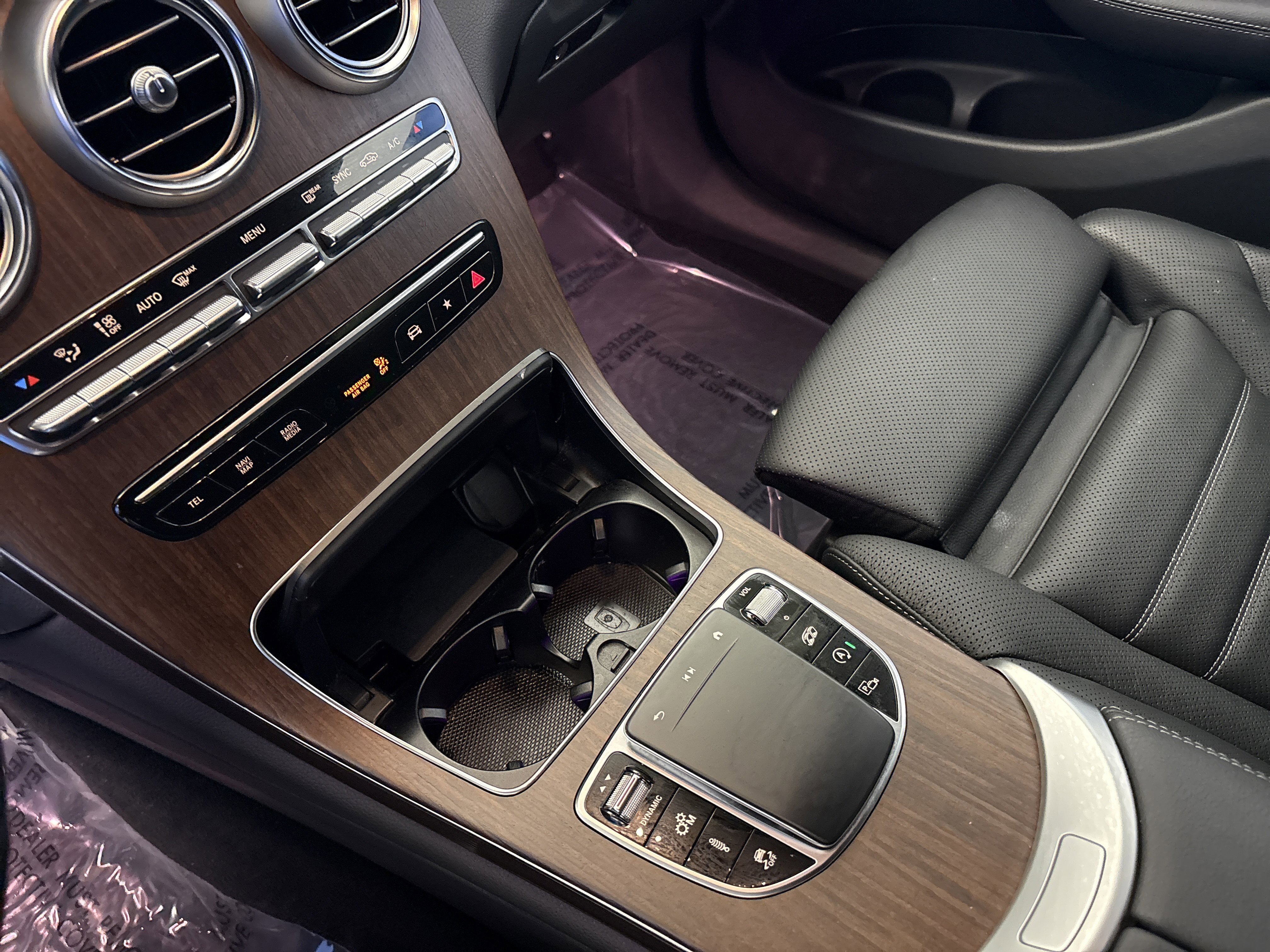 Used 2022 Mercedes-Benz GLC 43 AMG 4MATIC image 21