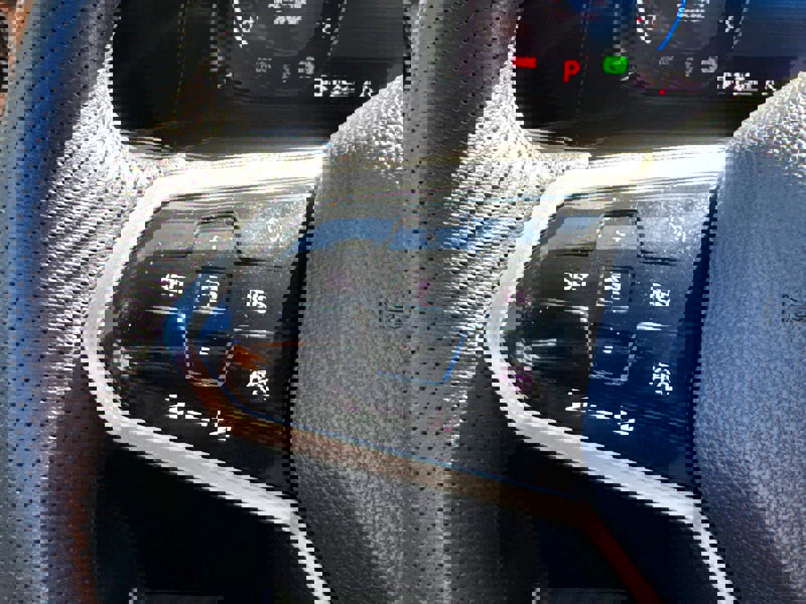 Used 2022 Volkswagen GTI SE image 23