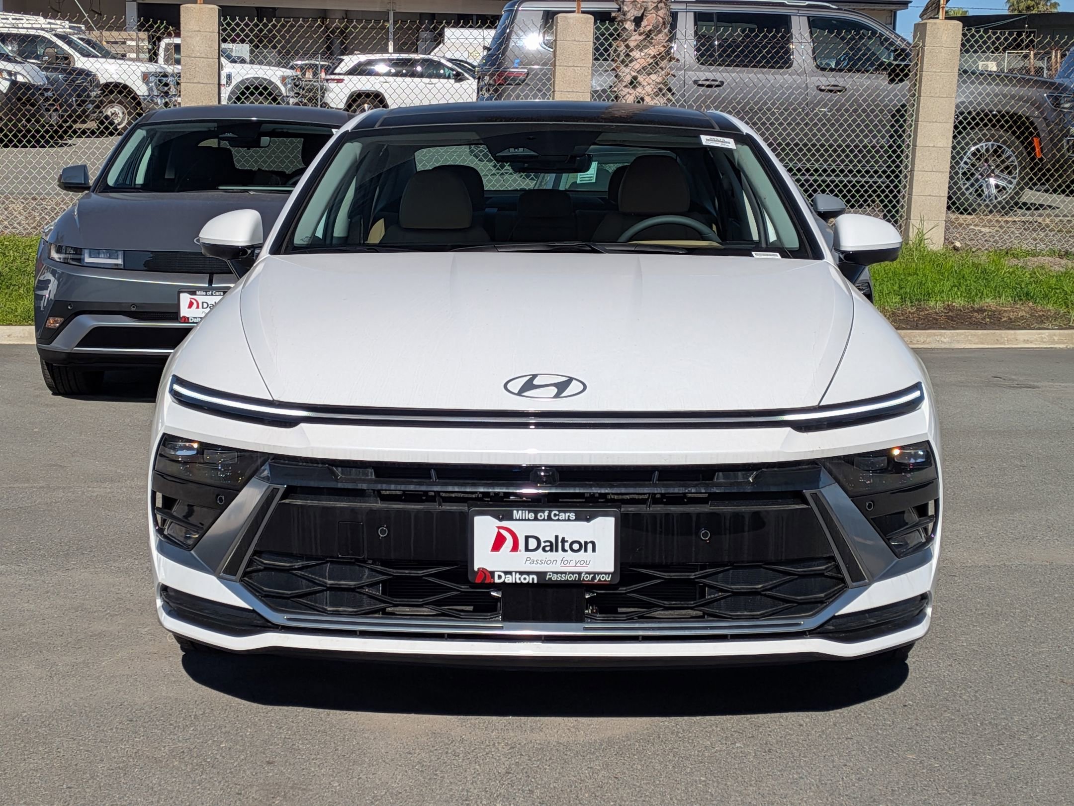 New 2026 Hyundai Sonata Limited FWD image 2