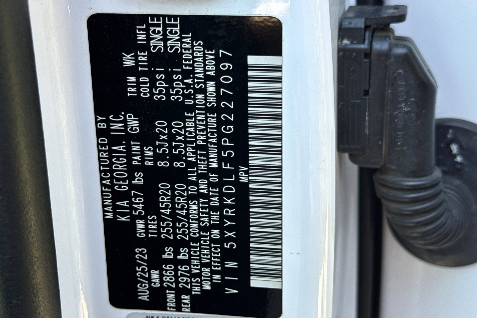 Used 2023 Kia Sorento SX image 32