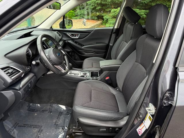 Used 2019 Subaru Forester Premium w/ All-Weather Package AWD/4WD image 6