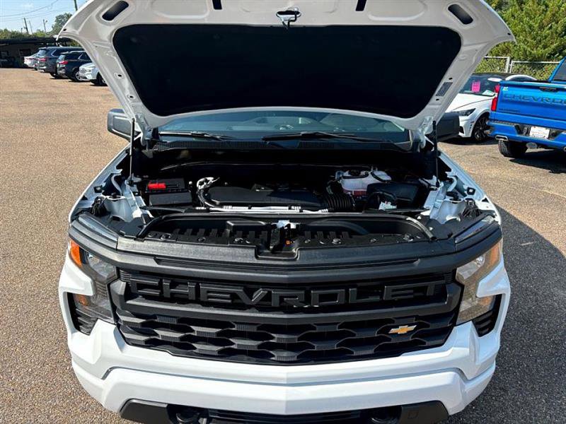 Used 2025 Chevrolet Silverado 1500 Custom image 35