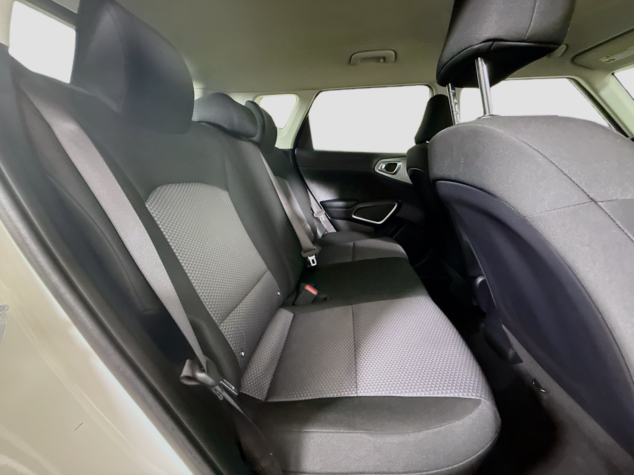 Used 2023 Kia Soul LX FWD image 26