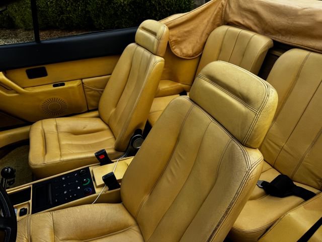 Used 1988 Ferrari Mondial 3.2 Cabriolet image 28