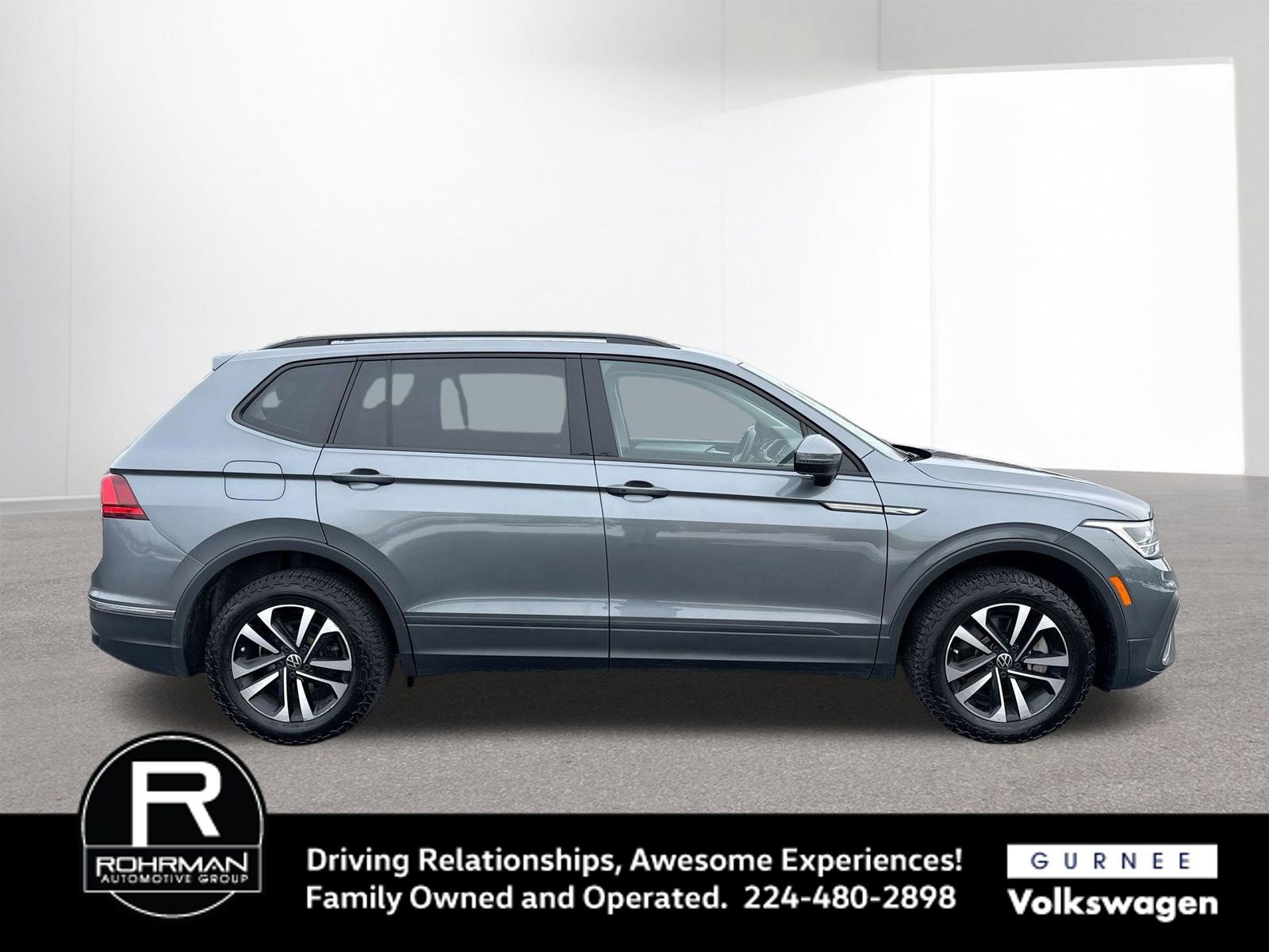 Used 2022 Volkswagen Tiguan S image 11