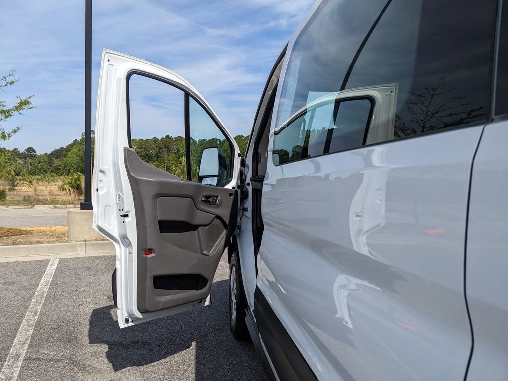 Used 2021 Ford Transit 350 XLT image 44