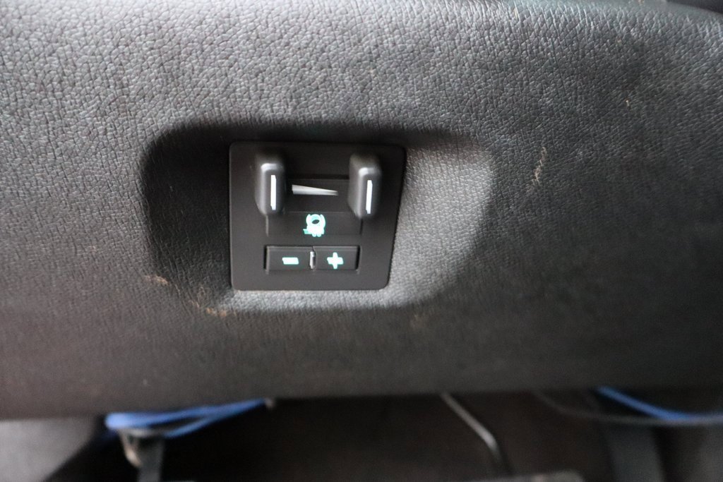 Used 2011 Chevrolet Silverado 2500 LTZ w/ LTZ Plus Package image 14