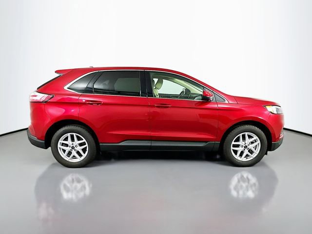 Used 2024 Ford Edge SEL w/ Convenience Package AWD/4WD image 4
