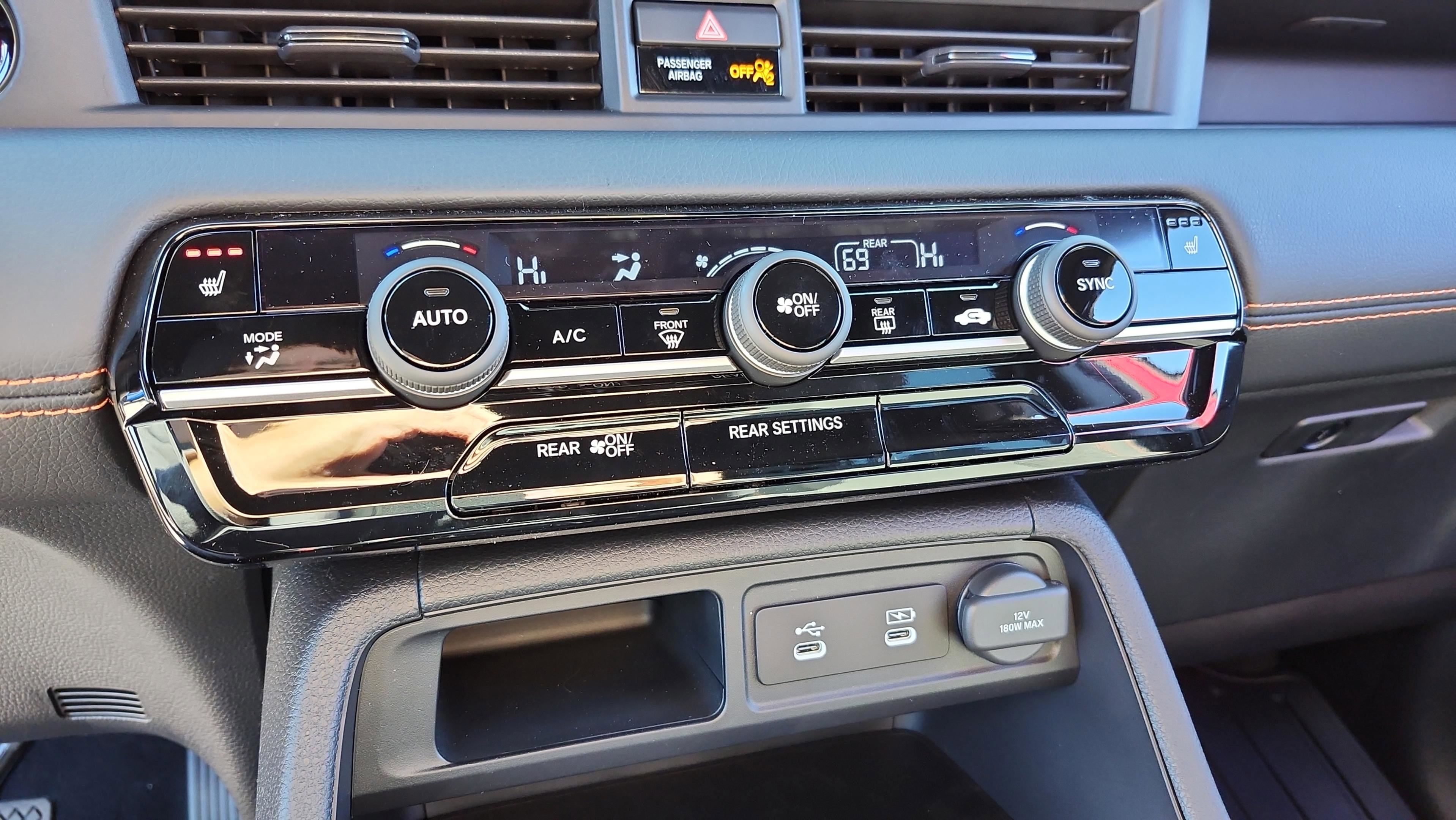 New 2026 Honda Pilot Sport image 28