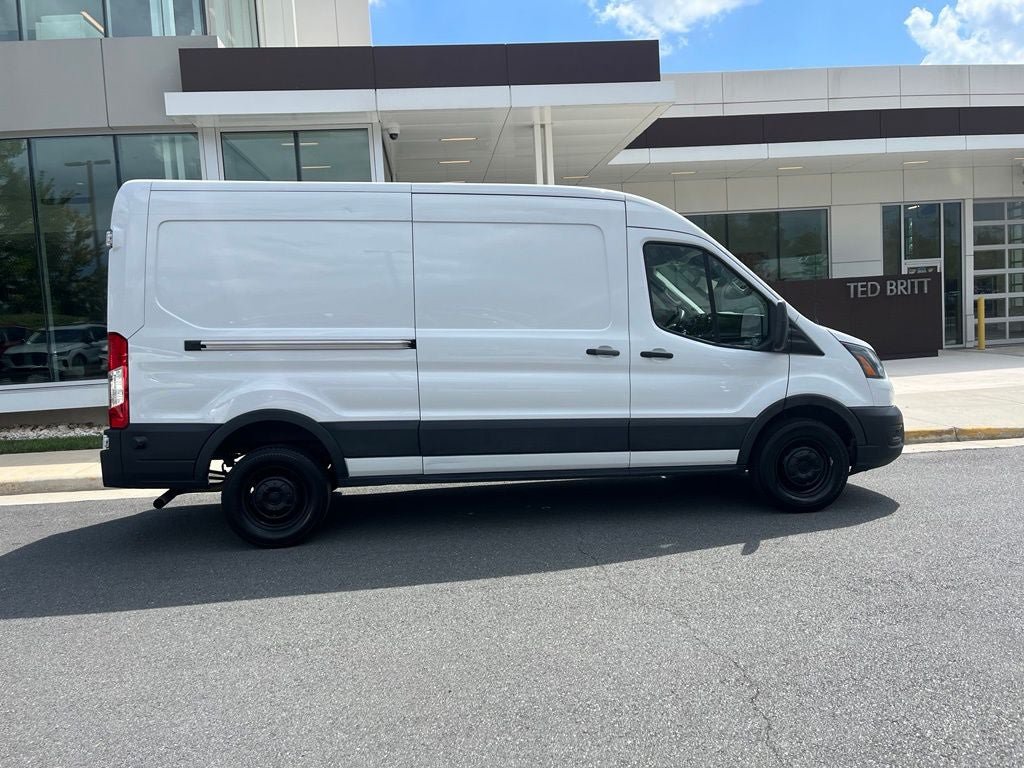 Used 2024 Ford Transit 250 148 Medium Roof RWD image 8