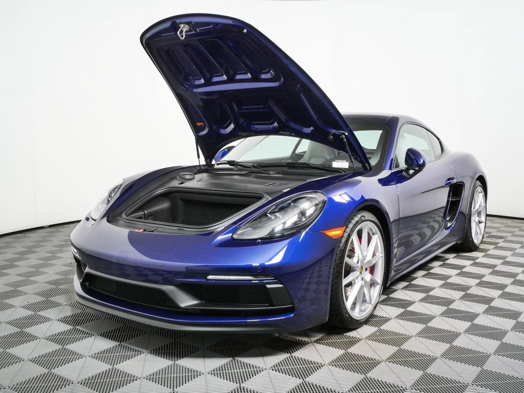 Certified 2025 Porsche 718 Cayman GTS RWD image 23