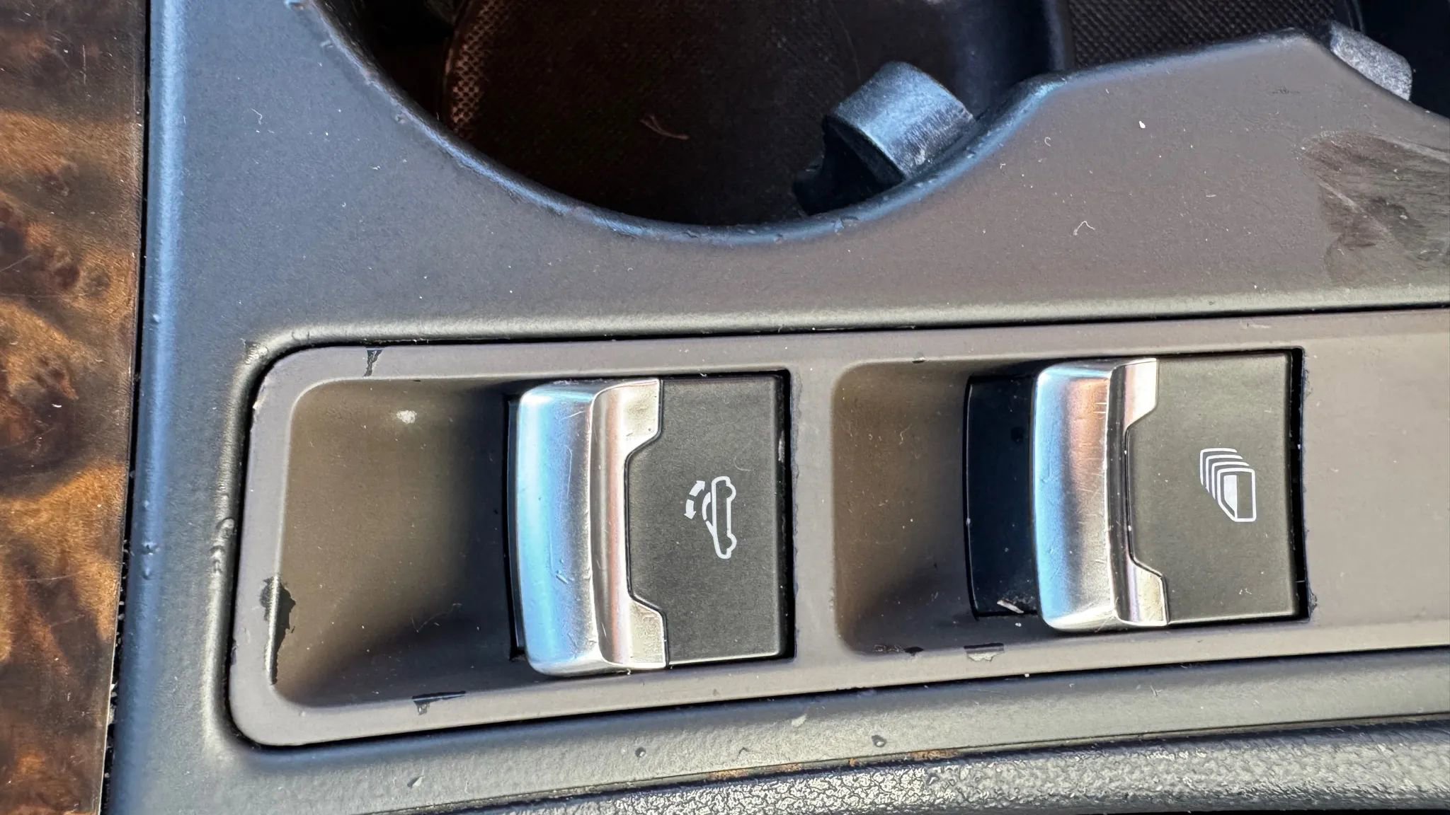 Used 2010 Audi A5 2.0T Premium Plus w/ Premium Plus Pkg image 25